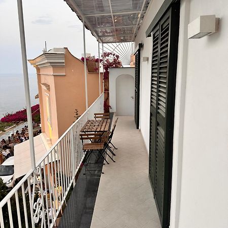 Queen View Apartment - No Kitchen Positano Kültér fotó
