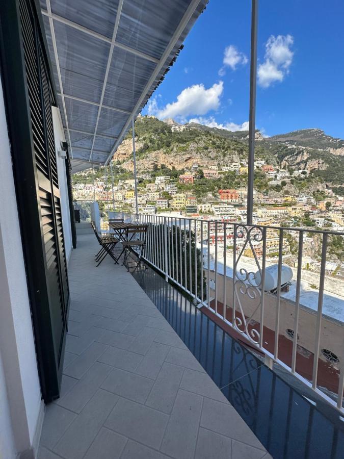 Queen View Apartment - No Kitchen Positano Kültér fotó