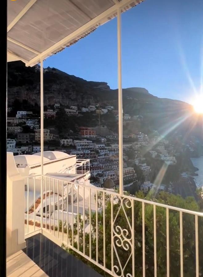 Queen View Apartment - No Kitchen Positano Kültér fotó
