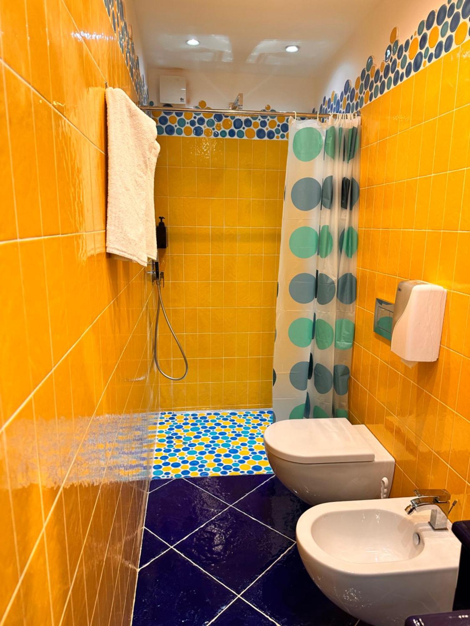 Queen View Apartment - No Kitchen Positano Kültér fotó